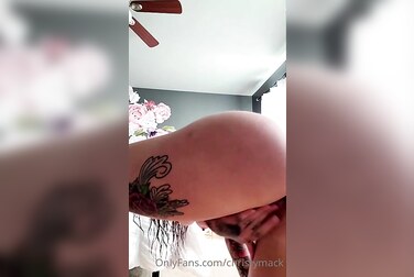 Christy Mack Bends Over, Shows Her Ass & Fucks Her Pussy Solo