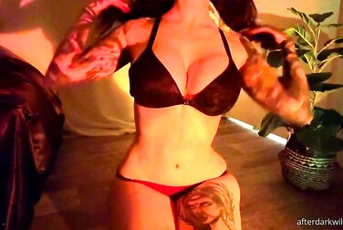 Willow Harper's Raw Seduction: This Tease Is Begging For Your Cock