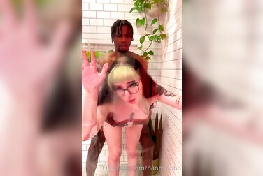 BBC Shower Fuck: Naomihh666 Gets Soaking Wet and Pounded Raw