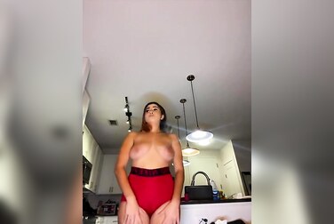 Roxie Sinner's Bouncing Tits Will Make You Cum Instantly