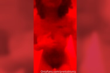 Side View POV: Therealbritain Fingers Her Soaking Wet Pussy Just For You