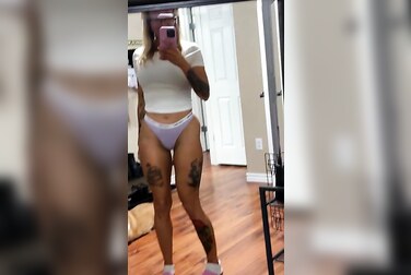 Panty Pissing POV: Horny Justpeechi Drenches Her Panties Until She Cums!