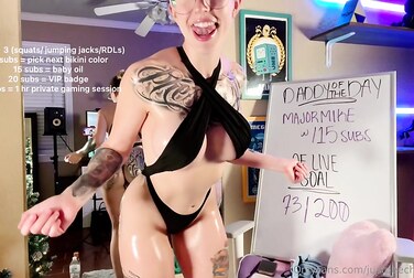 Oiled Up & Fucking Horny: Justpeechi Gets Slippery For A Wet Solo Fuck Session