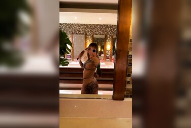 Justpeechi's Bikini Body Tease Ends With A Nasty Solo Fuck Session