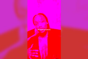 Teresa Lavae's Red Light Fingering Show: Soaking Wet Pussy Begs For Cock