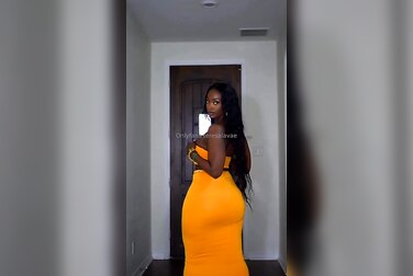 Teresa Lavae Barely Crams Her Thick Curves Into A Tight Dress, Shows It All Off