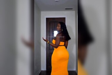 Teresa Lavae Barely Crams Her Thick Curves Into A Tight Dress, Shows It All Off