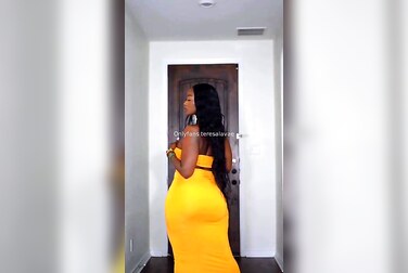 Teresa Lavae Barely Crams Her Thick Curves Into A Tight Dress, Shows It All Off