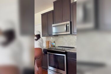 Teresa Lavae's No-Panties Kitchen Fuck: Fingers Her Soaking Wet Pussy On The Counter