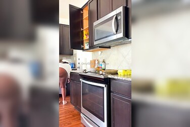 Teresa Lavae's No-Panties Kitchen Fuck: Fingers Her Soaking Wet Pussy On The Counter