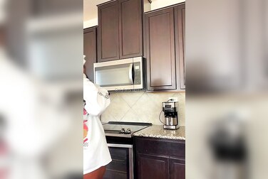 Teresa Lavae's No-Panties Kitchen Fuck: Fingers Her Soaking Wet Pussy On The Counter