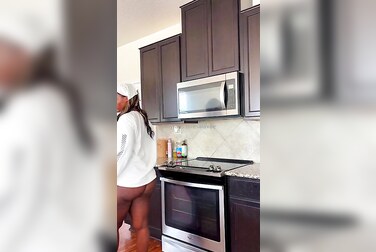 Teresa Lavae's No-Panties Kitchen Fuck: Fingers Her Soaking Wet Pussy On The Counter
