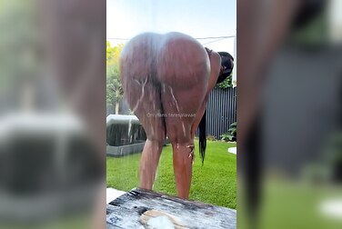 Teresa Lavae's Big Ass Gets Soaked and Spread Wide in The Shower