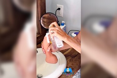 Themaryburke's Dildo Wash & Fuck: Getting Her Toy Soapy Wet For a Pussy Pounding