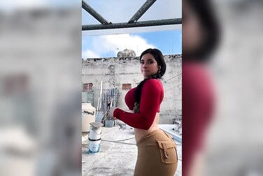 Public Risk: Busty Luciana90luna Fucked Raw By Workers On A Dirty Construction Site