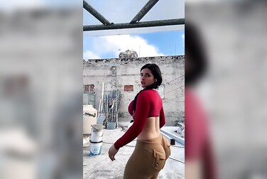 Public Risk: Busty Luciana90luna Fucked Raw By Workers On A Dirty Construction Site